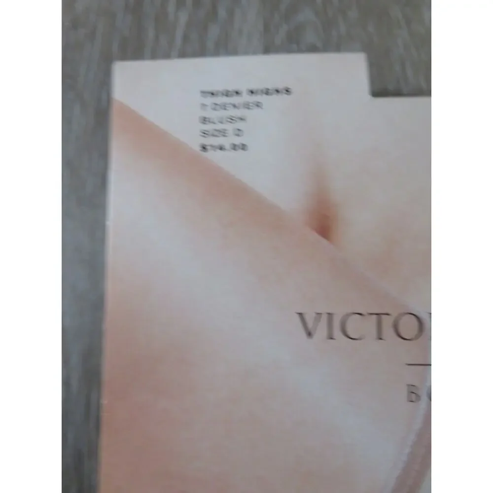 Victoria's Secret Body Bare Blush 7 Denier Thigh Highs Size D Romantic Boudoir